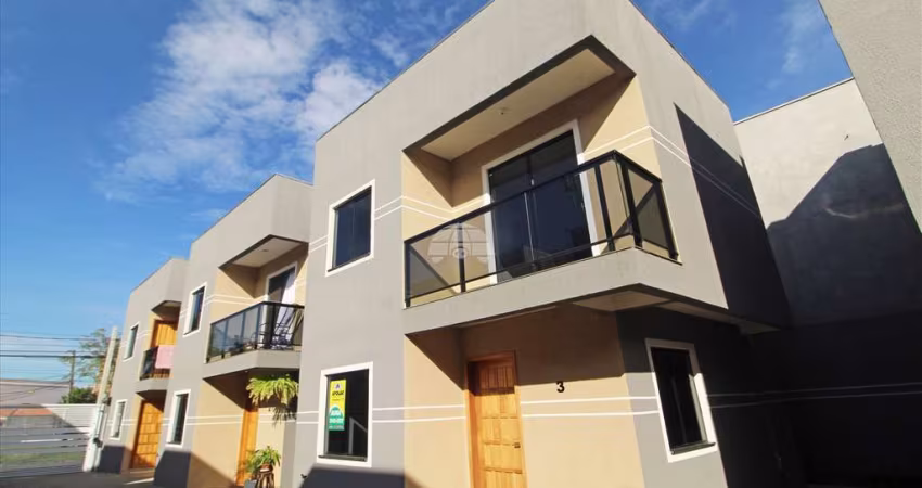 Casa em condomínio fechado com 2 quartos para alugar na Rua Cyro Correia Pereira, 3742, Cidade Industrial, Curitiba