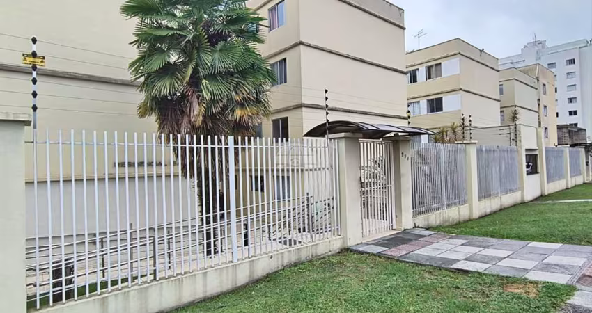 Apartamento com 3 quartos para alugar na Rua João Batista Trentin, 974, Tingui, Curitiba