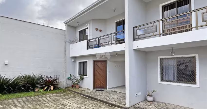 Casa em condomínio fechado com 3 quartos para alugar na Rua Sargento Tadeu Czocher, 71, Uberaba, Curitiba
