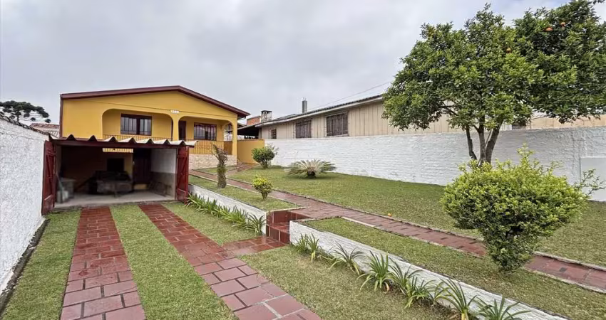 Casa com 3 quartos para alugar na Rua Rio Guaporé, 1288, Bairro Alto, Curitiba