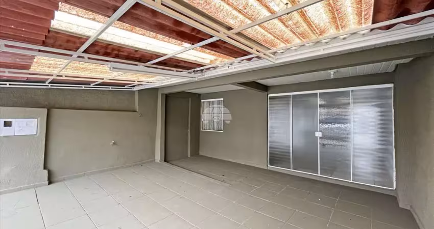 Casa com 3 quartos para alugar na Rua André Klug, 108, Barreirinha, Curitiba