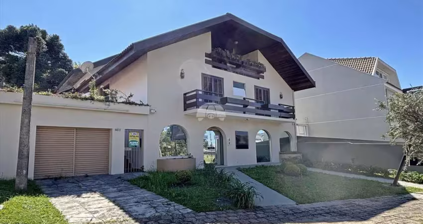 Casa com 3 quartos para alugar na Rua Cláudio Manoel da Costa, 730, Bom Retiro, Curitiba