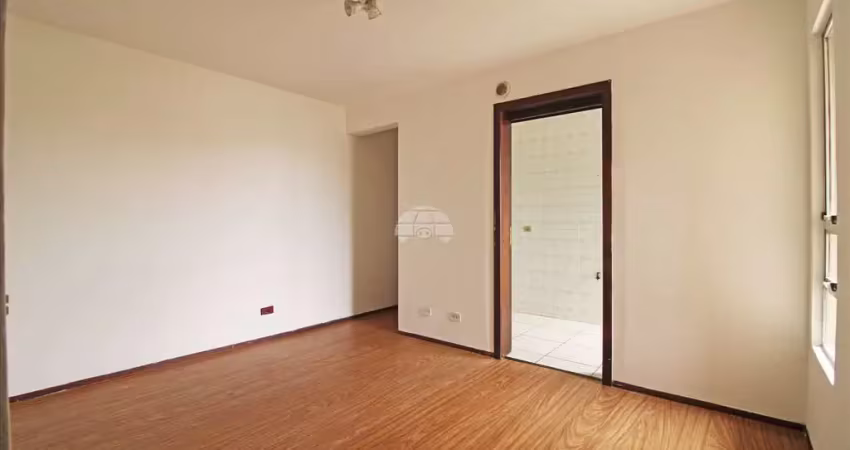 Apartamento com 3 quartos para alugar na Rua Itatiaia, 1560, Portão, Curitiba