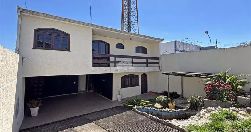 Casa com 4 quartos para alugar na Rua Rio Juruá, 61, Atuba, Curitiba