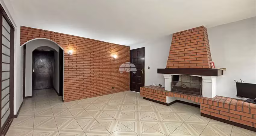 Casa com 3 quartos para alugar na Rua Tito Calderari, 73, Campina do Siqueira, Curitiba