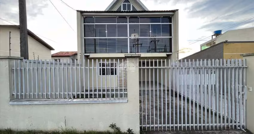 Casa com 3 quartos para alugar na Rua Doutor Gabriel Ferreira Filho, 244, Uberaba, Curitiba