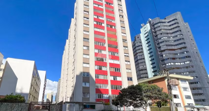 Apartamento com 2 quartos para alugar na Rua Antônio Pietruza, 211, Portão, Curitiba