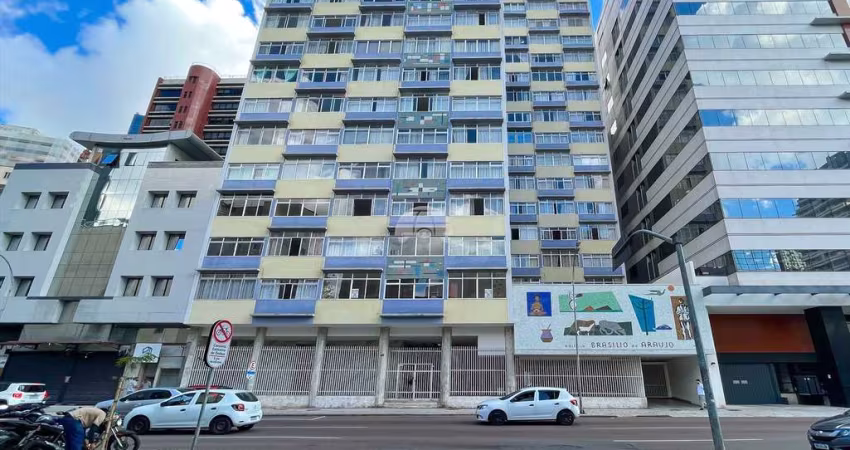 Apartamento com 2 quartos para alugar na Rua Visconde de Nacar, 1200, Centro, Curitiba