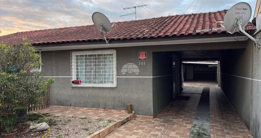 Casa com 2 quartos para alugar na Rua Victorio Celli, 101, Cajuru, Curitiba