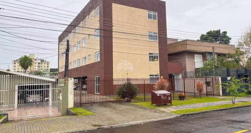 Apartamento com 3 quartos para alugar na Rua Aviador Luiz Bergmann, 348, Bacacheri, Curitiba