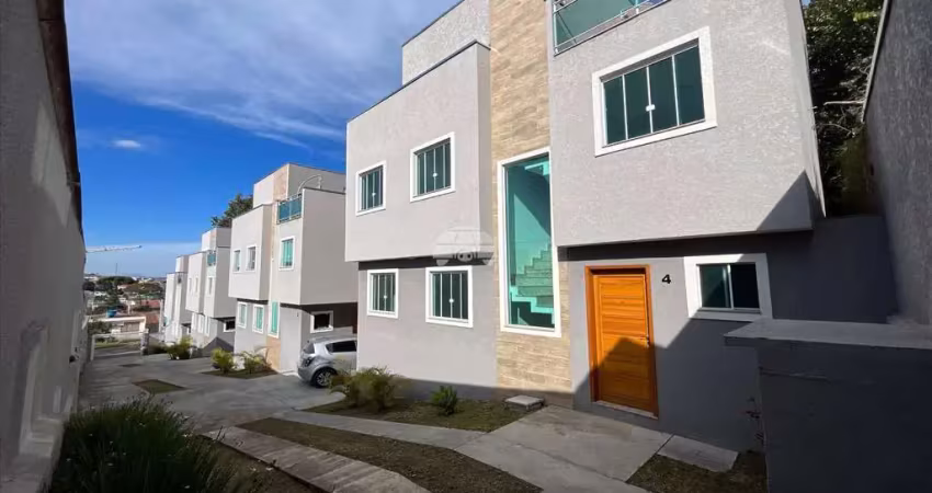 Casa com 3 quartos para alugar na Rua Adílio Ramos, 1342, Bairro Alto, Curitiba