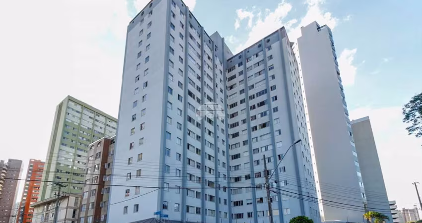 Apartamento com 3 quartos para alugar na Rua Brasílio Itiberê, 4270, Água Verde, Curitiba