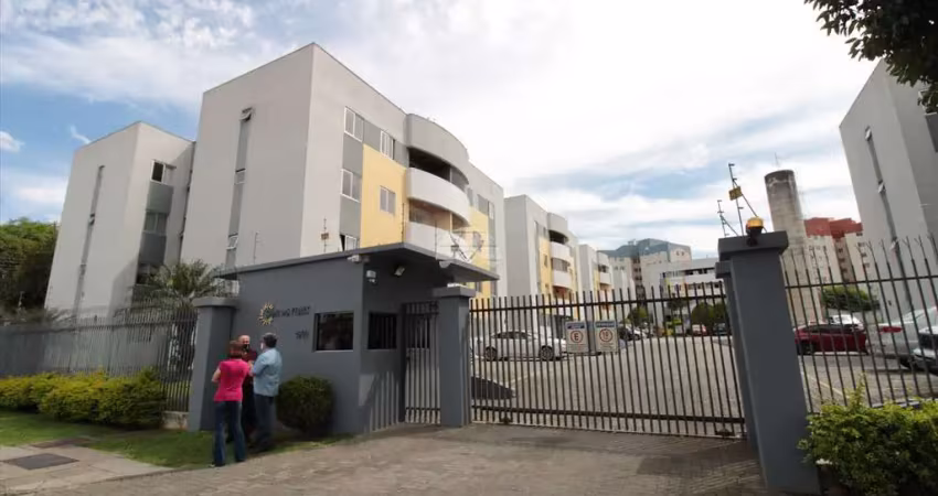 Apartamento com 3 quartos para alugar na Rua Professor João Soares Barcelos, 1244, Hauer, Curitiba