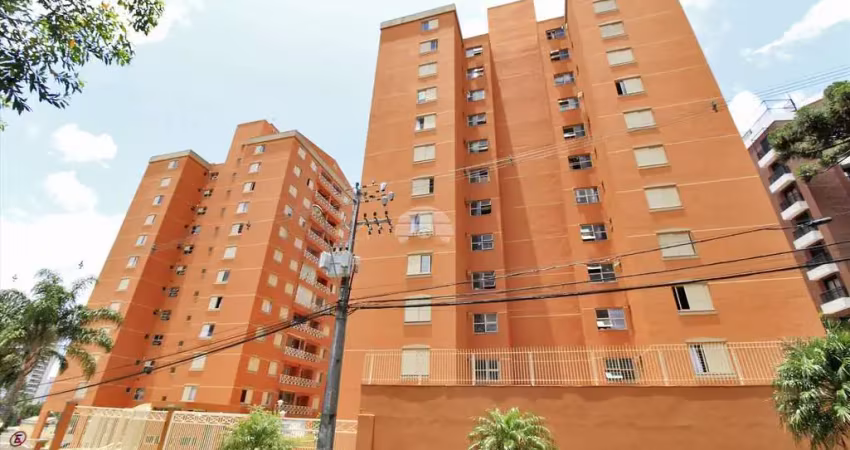 Apartamento com 3 quartos para alugar na Rua Emílio Cornelsen, 570, Ahú, Curitiba