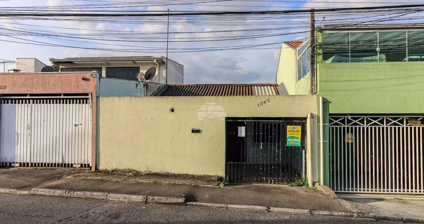 Casa com 2 quartos para alugar na Rua Simão Brante, 1345, Uberaba, Curitiba