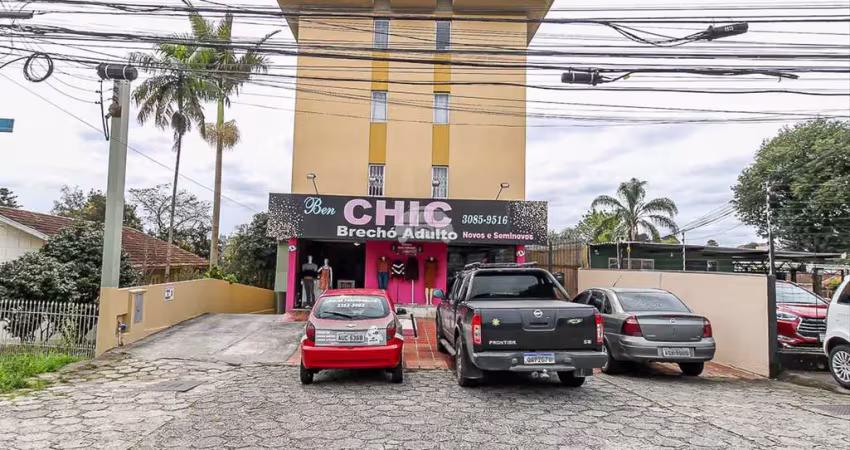 Apartamento com 3 quartos para alugar na Avenida Monteiro Tourinho, 543, Bacacheri, Curitiba