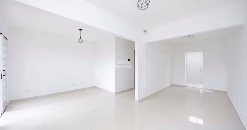 Casa com 1 quarto à venda na Rua Minas Gerais, 288, Vila Itaqui, Campo Largo