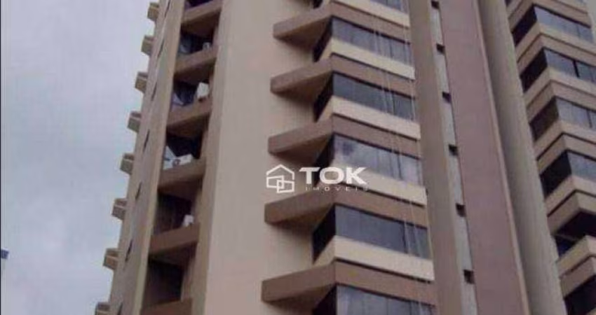 Apartamento com 01 Suíte mais 02 dormitórios no Centro de ItajaÍ Sc
