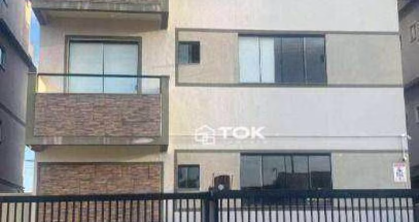 Apartamento com 1 dormitório sendo suíte e com vaga
