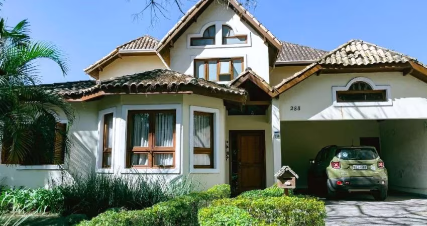 Casa com 3 dormitórios à venda, 360 m² por R$ 1.800.000,00 - Nova Higienópolis - Jandira/SP