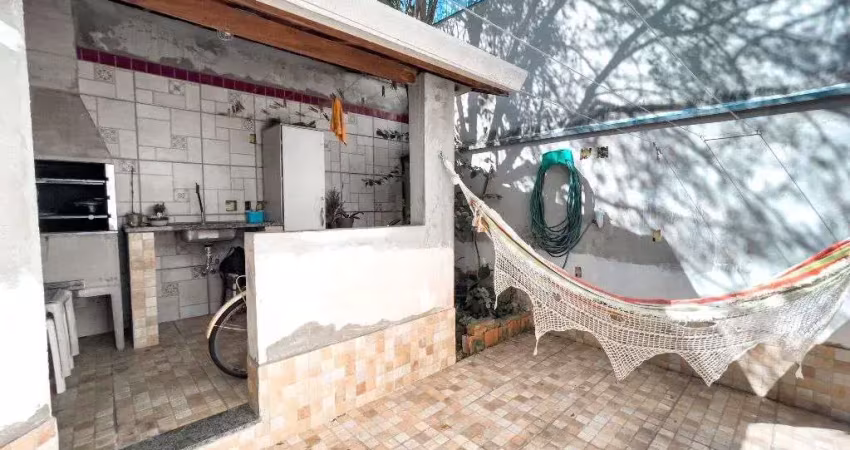 Sobrado com 3 dormitórios à venda, 140 m² por R$ 851.600,00 - Barueri - Barueri/SP