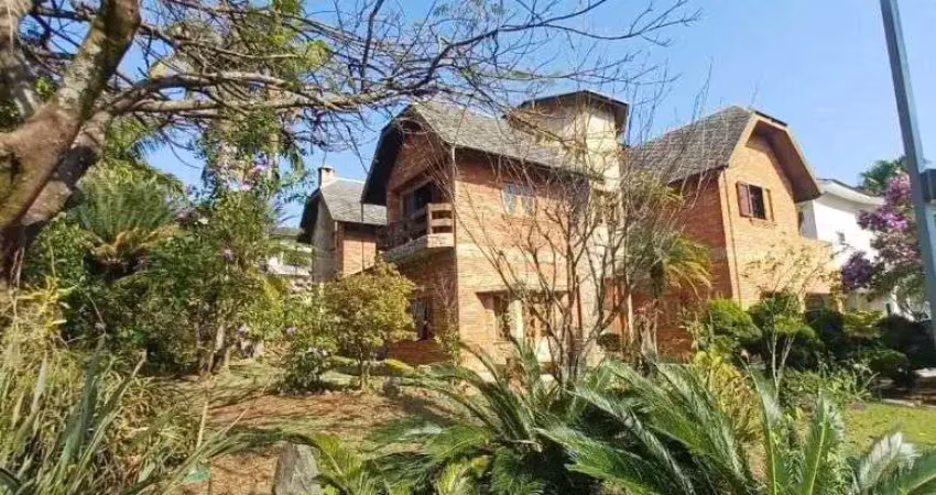 Casa com 4 Quartos, Mobiliada - Alphaville - Barueri/SP