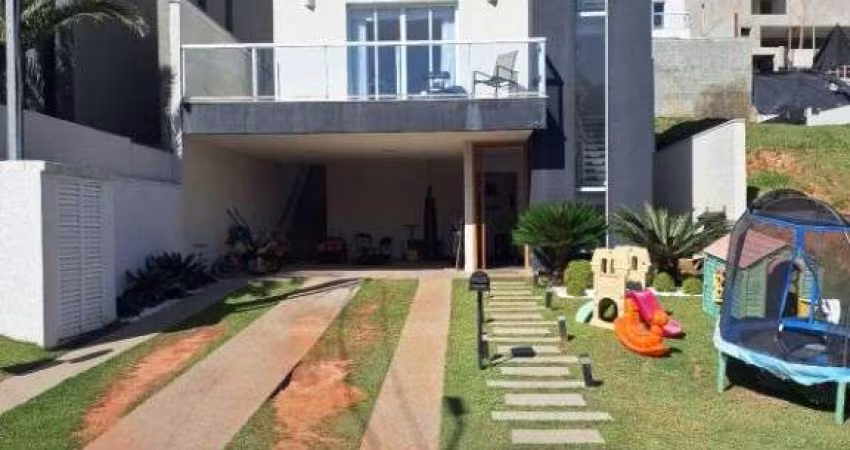 Casa com 3 Quartos - Suru - Santana de Parnaíba/SP