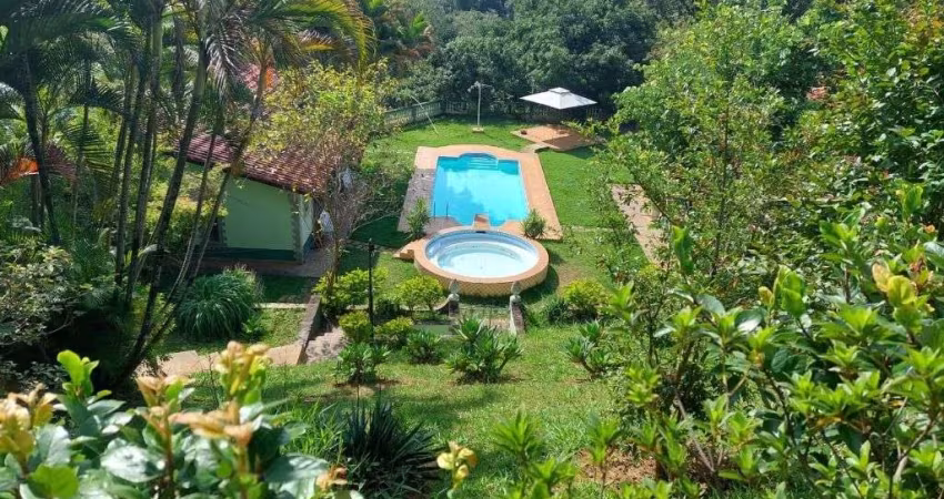 Casa com 5 dormitórios, 400 m² - venda por R$ 2.300.000 ou aluguel por R$ 8.130/mês - Saboó - São Roque/SP