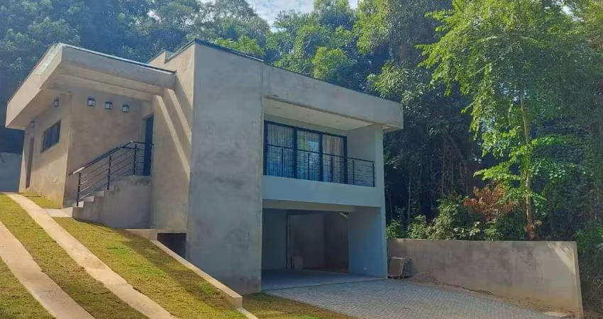 Casa com 3 dormitórios à venda, 250 m² por R$ 1.700.000,00 - São Fernando Residência - Barueri/SP