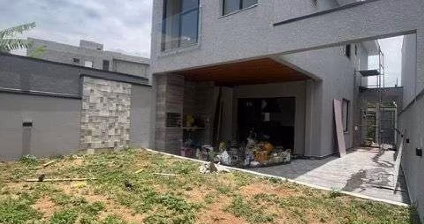 Casa com 3 Quartos - Alphaville - Santana de Parnaíba/SP
