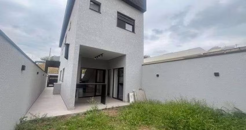 Casa com 3 Quartos - Alphaville - Santana de Parnaíba/SP