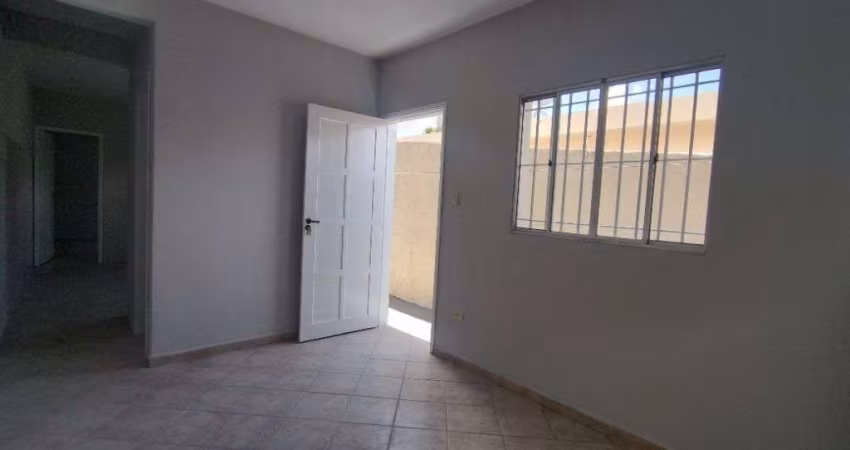 Casa com 2 dormitórios para alugar por R$ 2.400,00/mês - Vila São Luiz (Valparaízo) - Barueri/SP