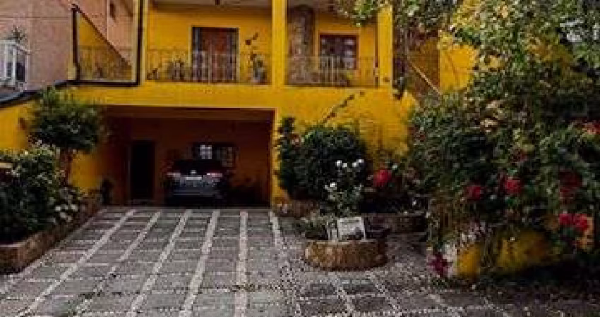 Casa com 3 dormitórios à venda, 333 m² por R$ 1.200.000,00 - Parque Nova Jandira - Jandira/SP