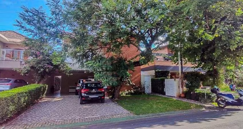 Casa com 4 dormitórios à venda, 245 m² por R$ 2.500.000,00 - Alphaville 04 - Santana de Parnaíba/SP