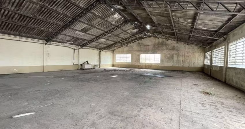 Galpão para alugar, 1300 m² por R$ 5.000,00/mês - Vila Morellato - Barueri/SP