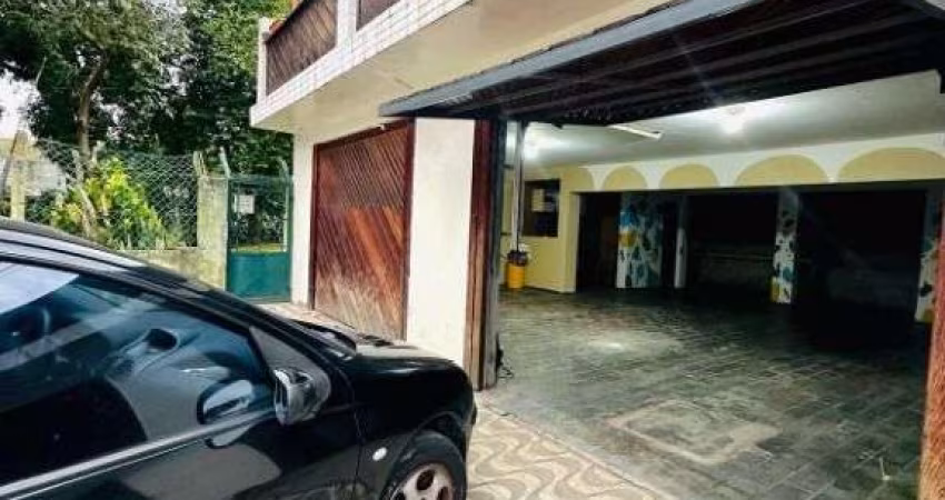 Casa com 4 quartos à venda, 443 m² por R$ 1.500.000 - Jardim Audir - Barueri/SP