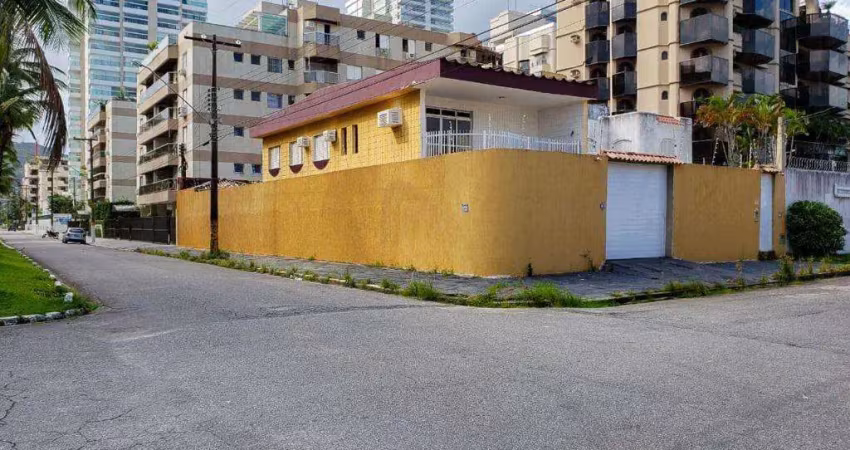 Casa à venda em guarujá, jardim três marias, com 7 quartos, com 280 m²