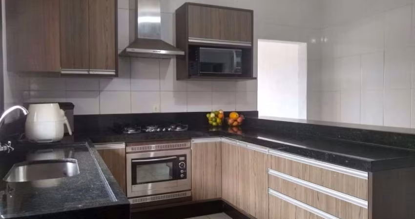 Casa com 3 dormitórios à venda, 177 m² por R$ 855.000,00 - Jardim Esperança - Barueri/SP