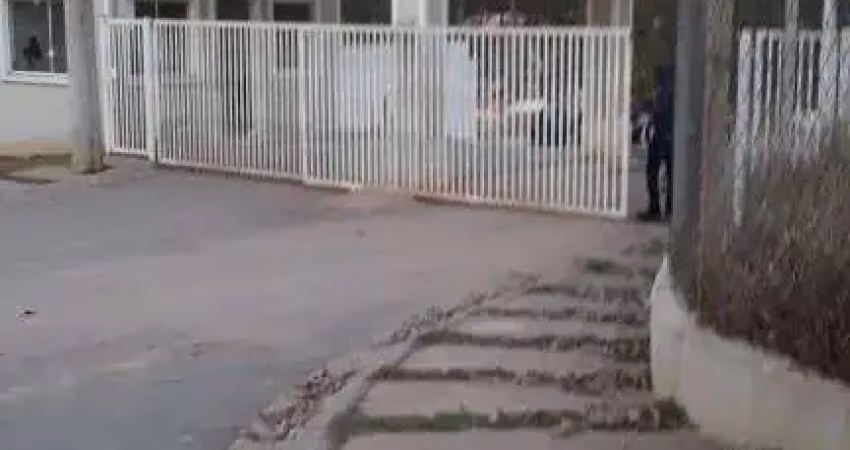 Casa com 1 dormitório à venda, 125 m² por R$ 270.000,00 - Caucaia do Alto - Cotia/SP