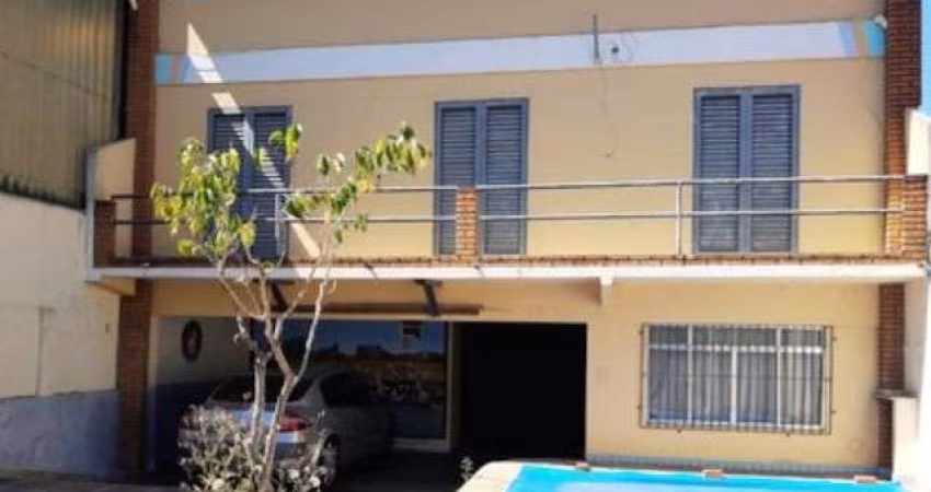 Casa com 6 dormitórios à venda, 300 m² por R$ 1.900.000,00 - Vila São João - Barueri/SP