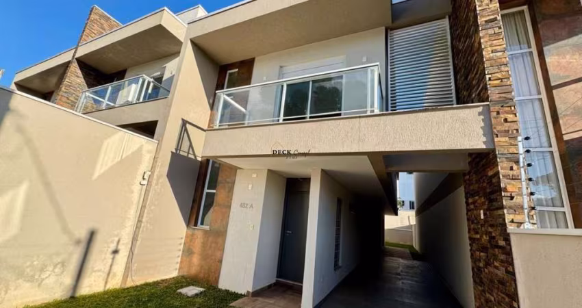 Sobrado no Bairro do Pilarzinho com 180m², 4 dormitórios ( sendo 2 suítes ) e 3 vagas - Pilarzinho - Curitiba - PR