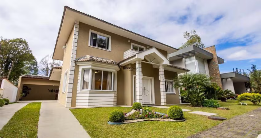Sobrado de alto padrão em condomínio fechado no bairro São Braz com 204m², 4 dormitórios ( sendo 2 suítes ) e 6 vagas - São Braz - Curitiba - PR