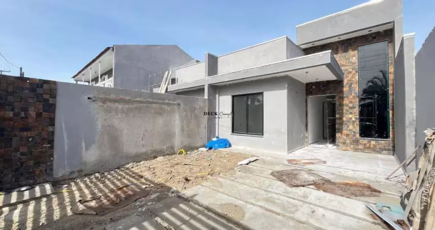 Casa térrea com piscina em matinhos com 75m², 3 dormitórios ( sendo uma suíte ) e 2 vagas - matinhos - balneário costa azul - pr