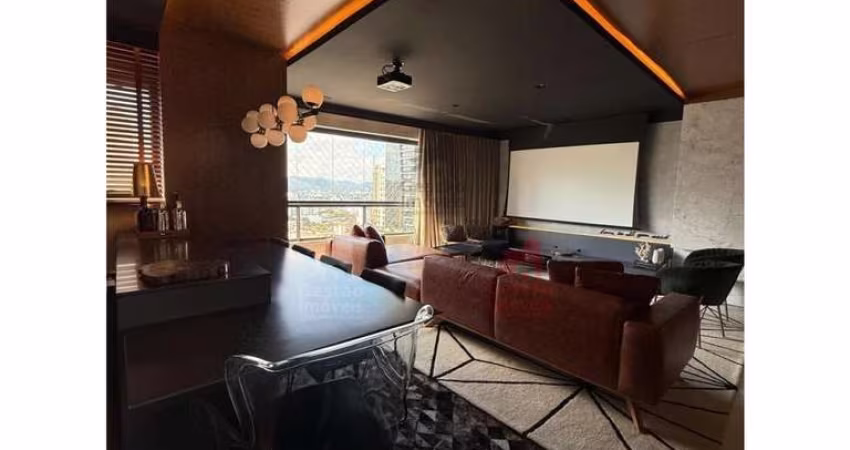 Apartamento para Locação Anual no bairro Centro em Balneário Camboriú, 3 quartos sendo 3 suítes, 2 vagas, Mobiliado, 150 m² de área total, 127 m² privativos,