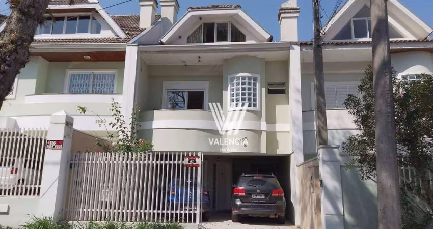 Sobrado de Rua | 4 Dorms | Mobiliado |  281m² | 3 vagas | Hugo Lange - Curitiba/PR