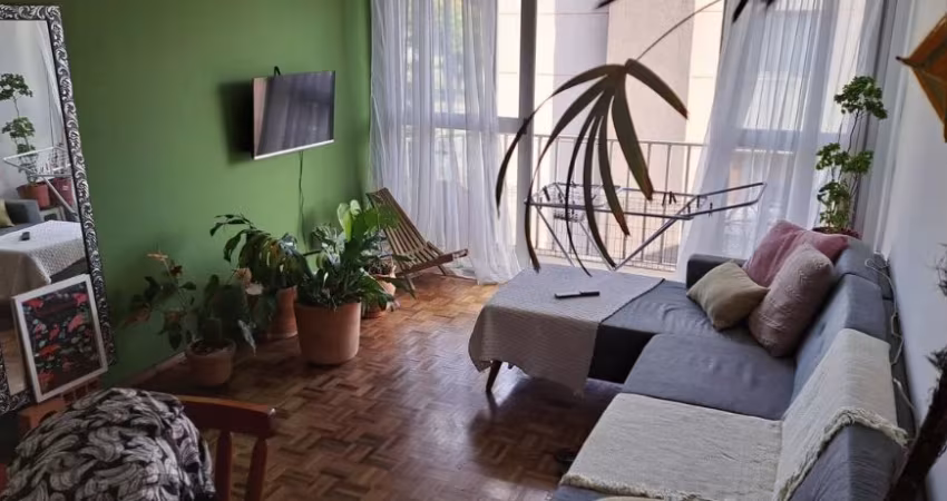 Apartamento Semi Mobiliado | 3 Dorms | 1 Vaga | 90m² priv | Agua Verde - Curitiba/PR