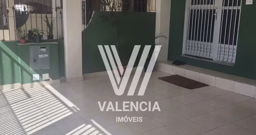 Casa | 3 dormitórios | 2 vagas  | 91m²priv | pinheirinho