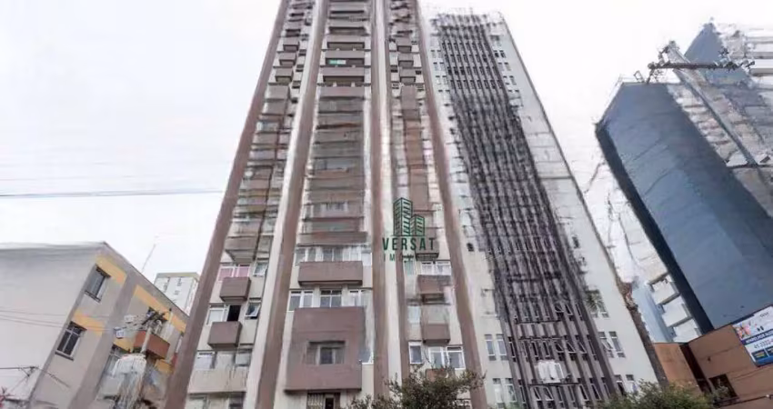 Apartamento com 1 dormitório à venda, 40 m² por R$ 325.000 - Centro - Curitiba/PR