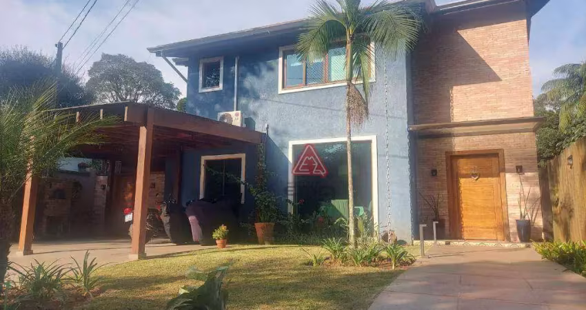 Casa com 3 dormitórios à venda, 234 m² por r$ 1.750.000,00 - parque petrópolis - mairiporã/sp