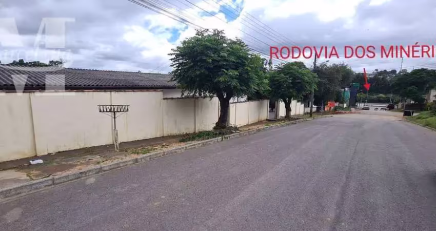 Casa comercial e residencial no abranches. de esquina há 01 quadra da rodovia dos minérios estuda carro como permuta